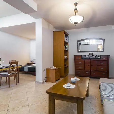 Wild Fig Retreat Villa