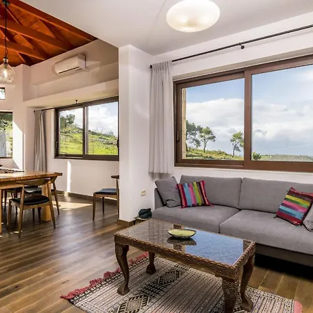 Wild Fig Retreat Villa